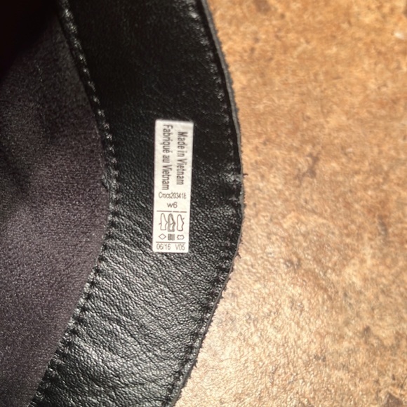 NWOT Black Suede Wedge Booties - Picture 7 of 7